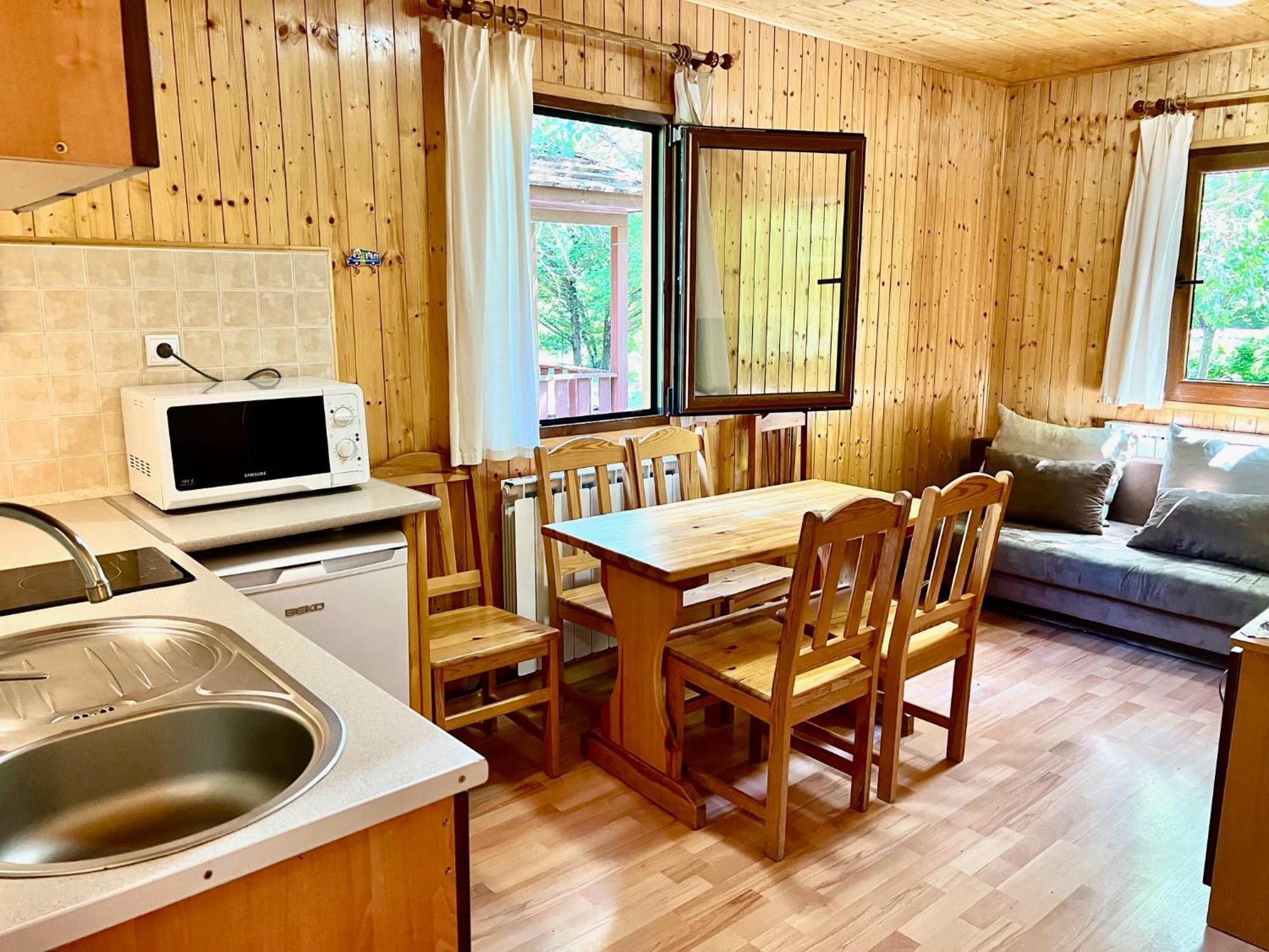 Camping Valle De Hecho Ngoại thất bức ảnh