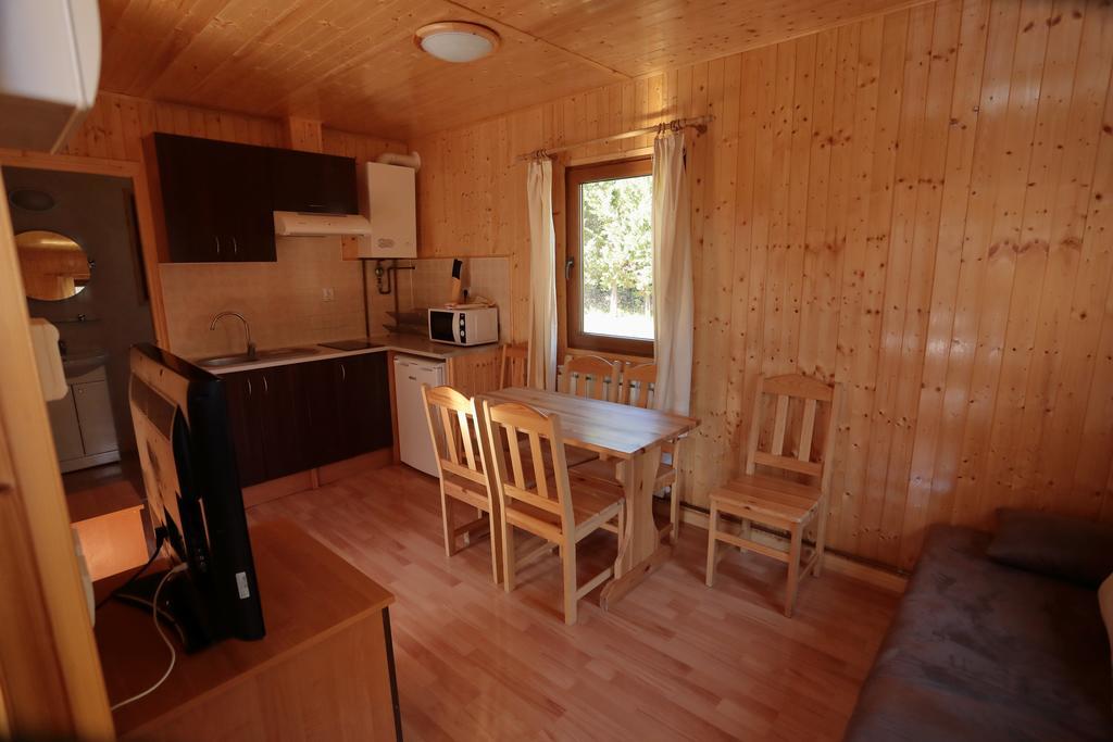 Camping Valle De Hecho Ngoại thất bức ảnh
